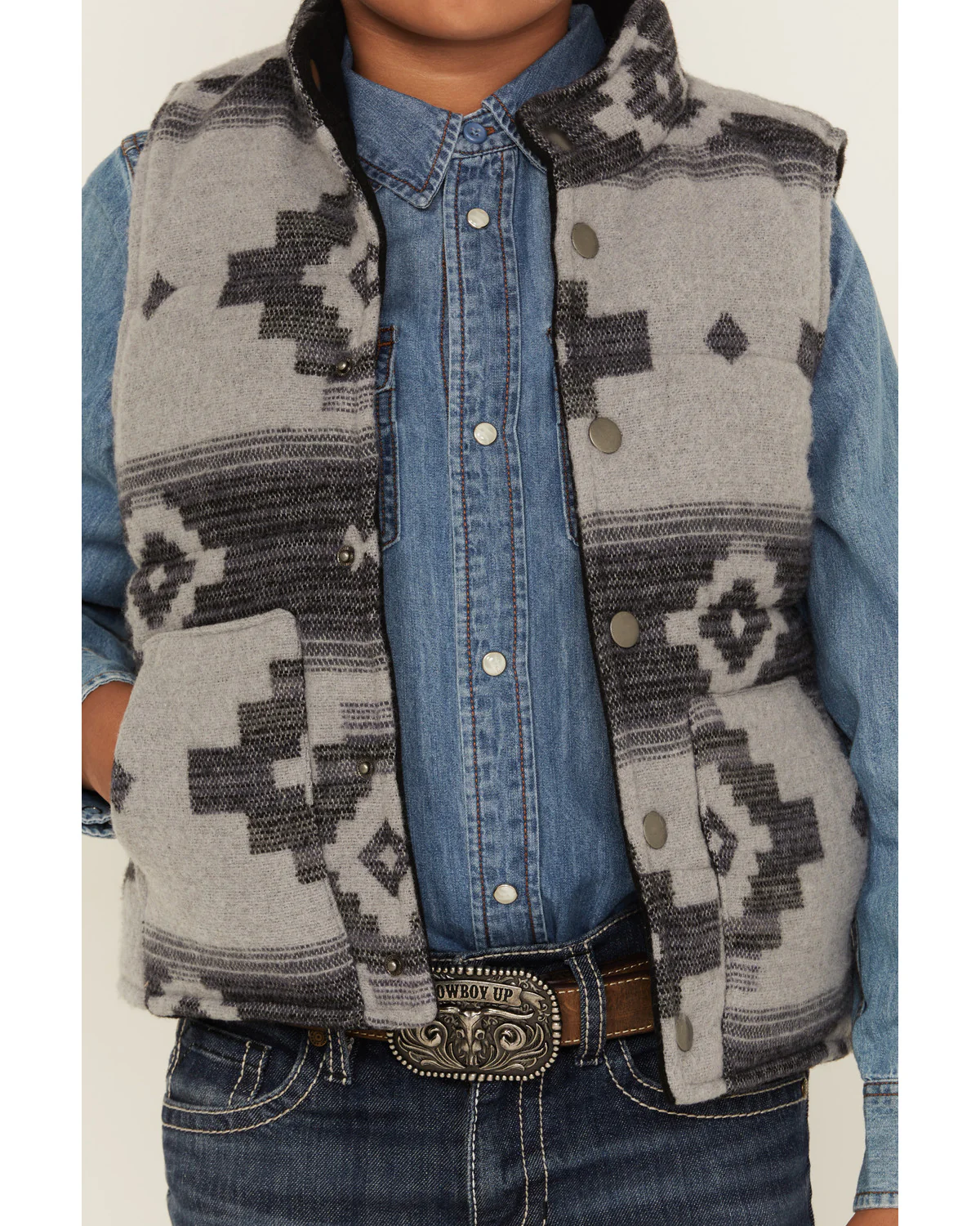 Cody James Boys' Sunset Reversible Jacquard Puffer Vest - Image 3