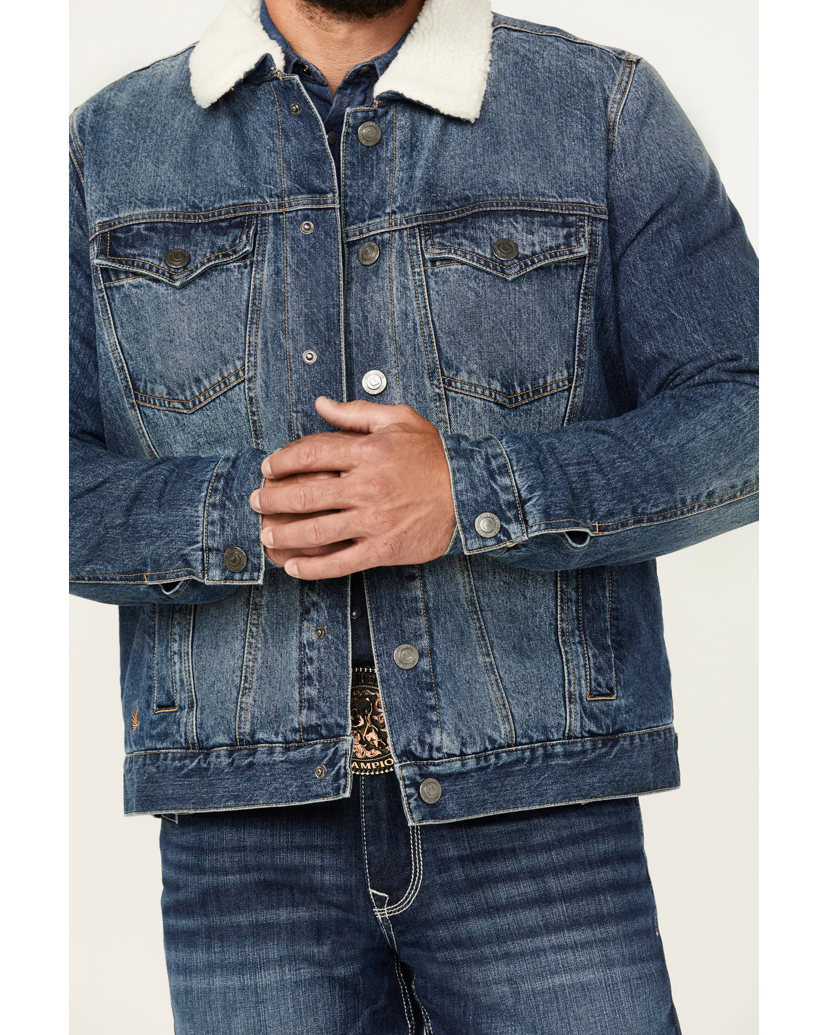 Cody James Men's Medium Wash Snap Sherpa Denim Jacket - Image 3